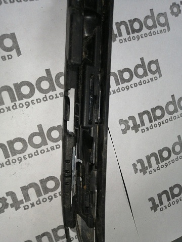 Фотография детали AA045543; Решетка переднего бампера под фарой, правая (760 853 598 A) для Volkswagen Touareg III (2018- 2023)/БУ; Оригинал; Р2, Удовлетворительное; . Фото номер 12