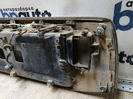 AA045274; Накладка крышки багажника, без кнопок (76811-60190) для Toyota Land Cruiser Prado 150 (2010 — 2013)/БУ; Оригинал; Р0, Хорошее; (070) Белый перламутр 3х. сл.