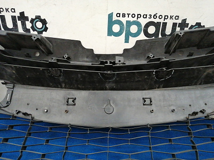 AA037710; Решетка переднего бампера (BCW8-50-1T1) для Mazda 3 BL/БУ; Оригинал; Р1, Мелкий дефект; 