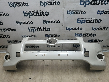 BA000239; Бампер передний; без паркт.; под омыват. (52119-42730) для Toyota Rav4 30 рест. V 2.4 (2009 - 2010)/БУ; Оригинал; Р1, Мелкий дефект; 