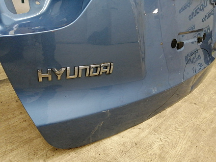 AA037524; Крышка багажника (73700-2S000) для Hyundai IX35/БУ; Оригинал; Р2, Удовлетворительное; 