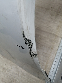 AA045849; Бампер передний, v1.5, v1.8, без отв. под расш.; без паркт.; без омыват. (6400B226229ZZ) для Mitsubishi Lancer/БУ; Оригинал; Р1, Мелкий дефект; 