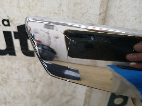 Фотография детали AA029354; Накладка крышки багажника хром (5817A261) для Mitsubishi Pajero Sport III (2015-2020)/БУ; Оригинал; Р1, Мелкий дефект; . Фото номер 6