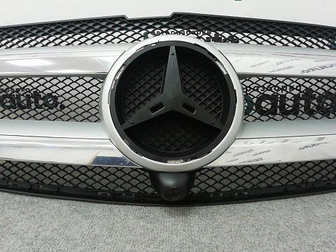 Фотография детали AA002173; Решетка радиатора, под датчик аварийн.системы (A1668850054) для Mercedes-Benz GL-klasse II (X166) (2012-2016)/БУ; Оригинал; Р0, Хорошее; . Фото номер 4