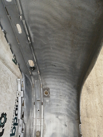 Фотография детали AA033383; Бампер задний; под паркт. (106 807 421 B) для Skoda Octavia I рест. Liftback  (2000-2011)/БУ; Оригинал; Р1, Мелкий дефект; . Фото номер 19