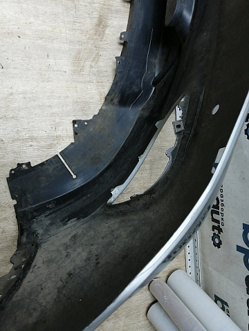 Фотография детали AA045585; Бампер передний; под паркт.; под омыват. (TK21-50031) для Mazda CX-9 I рест. (2012-2016)/БУ; Оригинал; Р1, Мелкий дефект; . Фото номер 16