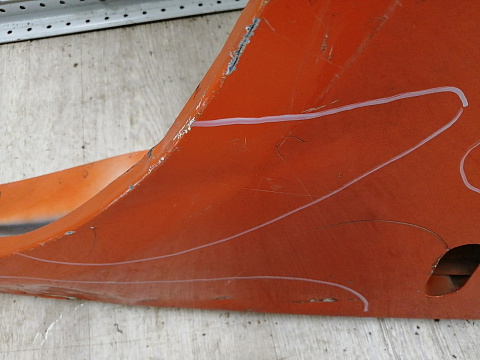 Фотография детали BA000286; Крыло переднее левое (2K0821021) для Volkswagen Caddy III (2004-2010)/БУ; Оригинал; Р2, Удовлетворительное; . Фото номер 9