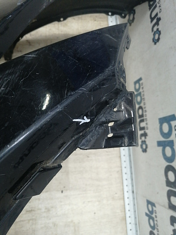 Фотография детали AA044508; Бампер передний; без паркт.; под омыват. (GDK4-50031) для Mazda 6 GH/БУ; Оригинал; Р2, Удовлетворительное; . Фото номер 11