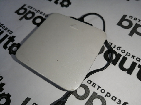 Фотография детали AA045308; Заглушка буксир. крюка заднего бампера (51127183881) для BMW 7 серия F01 F02/БУ; Оригинал; Р1, Мелкий дефект; . Фото номер 3