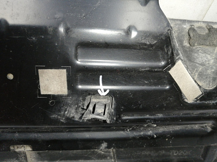 AA045210; Накладка заднего бампера, широкая (52162-60090 /50) для Toyota Land Cruiser Prado/БУ; Оригинал; Р1, Мелкий дефект;