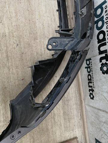 Фотография детали AA032827; Бампер передний; под паркт.; под омыват. (5E0 807 221 N) для Skoda Octavia/БУ; Оригинал; Р1, Мелкий дефект; . Фото номер 8