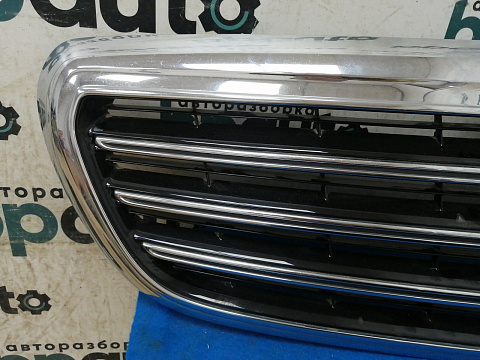 Фотография детали AA031026; Решетка радиатора (A2138808702) для Mercedes-Benz E-klasse W213 S213/БУ; Оригинал; Р2, Удовлетворительное; . Фото номер 2
