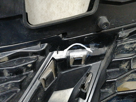 AA033724; Решетка радиатора; без камер. (62310-4EA0A) для Nissan Qashqai II (2014-2018)/БУ; Оригинал; Р2, Удовлетворительное; 