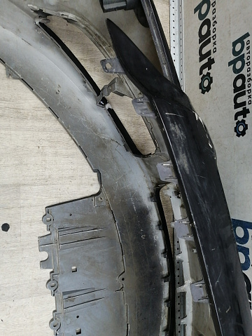 Фотография детали AA045932; Бампер передний; под паркт.; под омыват. (13288286) для Opel Insignia/БУ; Оригинал; Р2, Удовлетворительное; . Фото номер 19