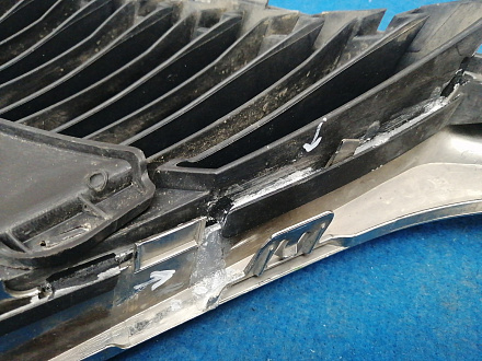 AA034640; Решетка радиатора (53155-48010) для Lexus RX III (2009 — 2012)/БУ; Оригинал; Р1, Мелкий дефект; 