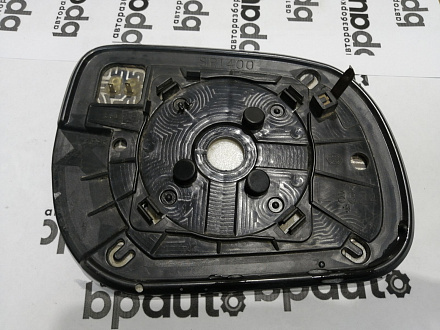 AA045080; Зеркальный элемент левый (87961-42780) для Toyota Rav4/БУ; Оригинал; Р1, Мелкий дефект; 