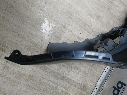 AA045737; Бампер передний; под паркт.; под омыват. (5M0807221N) для Volkswagen Golf Plus II (2009-2014)/БУ; Оригинал; Р1, Мелкий дефект; 