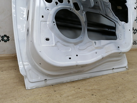 Фотография детали AA018595; Дверь задняя правая (1694250) для Ford Mondeo/БУ; Оригинал; Р0, Хорошее; (7VTA) Белый. Фото номер 11