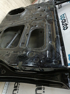 AA044423; Дверь передняя правая, с отв. под молдинг (67001-60850) для Toyota Land Cruiser 200 рест.2 (2015 - 2021)/БУ; Оригинал; Р1, Мелкий дефект; 