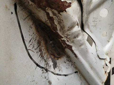 Фотография детали AA041841; Крыло переднее левое (5220K689) для Mitsubishi Pajero Sport III (2015-2020)/БУ; Оригинал; Р2, Удовлетворительное; . Фото номер 16