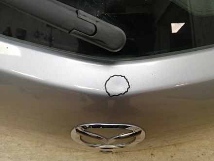 AA039242; Крышка багажника (BBY1-6202X) для Mazda 3 BL/БУ; Оригинал; Р1, Мелкий дефект; 