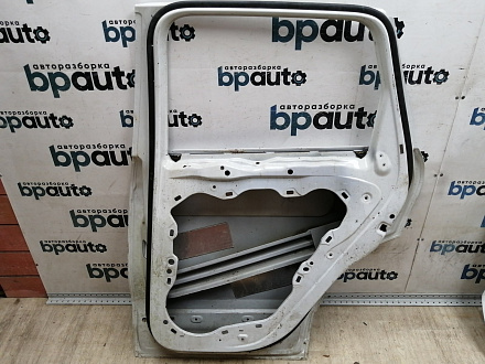 AA045175; Дверь задняя правая (7P0833056)/БУ; Оригинал; Р1, Мелкий дефект; 