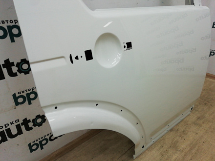 AA010254; Дверь задняя правая (BFA780100) для Land Rover Discovery/БУ; Оригинал; Р0, Хорошее; (NER, 2135) Белый