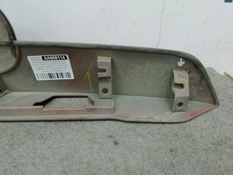 Фотография детали AA008114; Накладка крышки багажника (KD53-50811) для Mazda CX-5/БУ; Оригинал; Р1, Мелкий дефект; . Фото номер 8