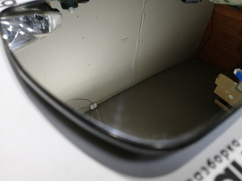 Фотография детали AA045089; Зеркальный элемент правый (87931-28A60) для Toyota Highlander II рест. (2010 - 2013)/БУ; Оригинал; Р1, Мелкий дефект; . Фото номер 4