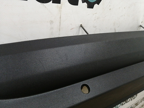Фотография детали AA030649; Юбка заднего бампера; под паркт. (30795030) для Volvo S60/БУ; Оригинал; Р1, Мелкий дефект; . Фото номер 5