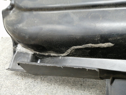 Фотография детали AA012993; Защита проводки сзади справа (A1668201069) для Mercedes-Benz/БУ; Оригинал; Р2, Удовлетворительное; . Фото номер 4