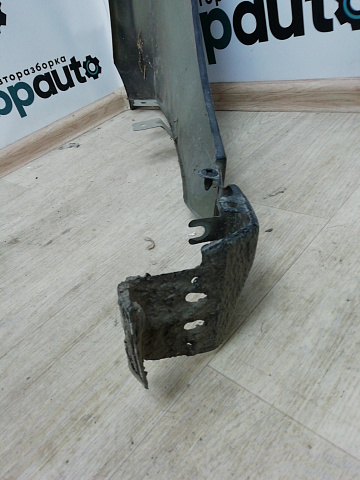 Фотография детали AA004704; Крыло переднее левое, без повторителя поворота (8P0821105G) для Audi A3 8P/БУ; Оригинал; Р2, Удовлетворительное; . Фото номер 5