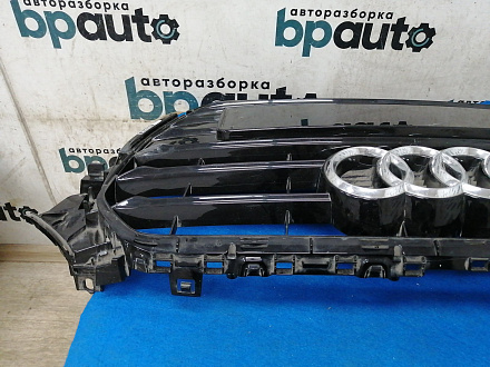 AA026430; Решётка радиатора (8K0 853 651 E) для Audi A4 B8/БУ; Оригинал; Р1, Мелкий дефект; 