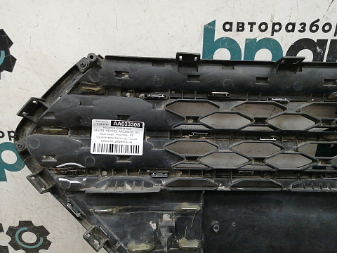 Фотография детали AA033308; Решетка радиатора (86351-H5010) для Hyundai Solaris II (2017- 2020)/БУ; Оригинал; Р2, Удовлетворительное; . Фото номер 20
