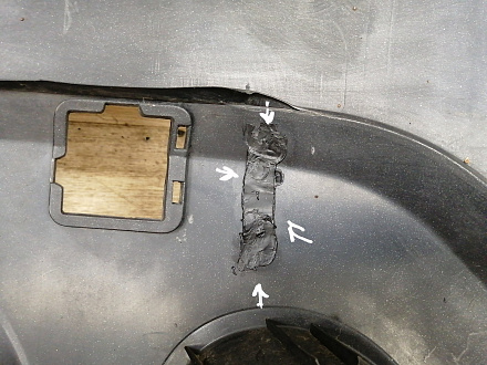 AA034302; Бампер передний; без паркт.; без омыват. (8200526596) для Renault Sandero I (2009-2014)/БУ; Оригинал; Р1, Мелкий дефект; 
