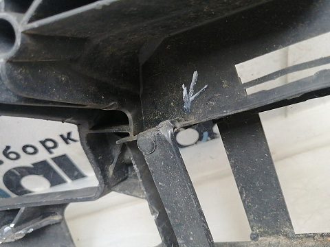 Фотография детали AA045496; Кронштейн , каркас переднего бампера левый (A2048854165) для Mercedes-Benz C-klasse III рест. (W204) (2011-2015)/БУ; Оригинал; Р1, Мелкий дефект; . Фото номер 19