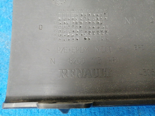Накладка переднего бампера правая Renault Symbol I рест. 2002-2006, новая, фото 5