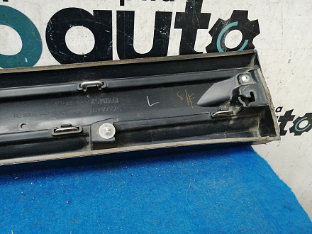 AA031086; Накладка передней правой двери (5727A404) для Mitsubishi Outlander/БУ; Оригинал; Р1, Мелкий дефект; 