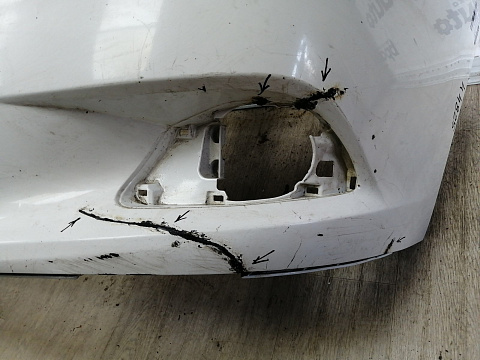 Фотография детали AA044825; Бампер передний; под паркт.; под омыват. (52119-0F090) для Toyota Verso I (2009- 2012)/БУ; Оригинал; Р2, Удовлетворительное; . Фото номер 3