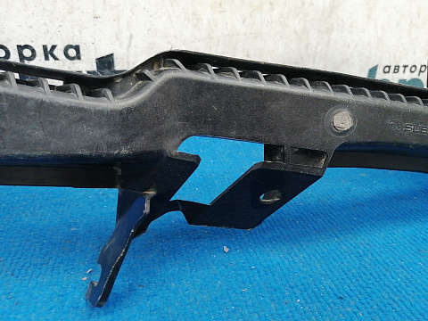 Фотография детали AA036717; Кронштейн переднего бампера под фарой правый, Седан (000000) для Subaru Legacy V (2009-2012)/БУ; Оригинал; Р1, Мелкий дефект; . Фото номер 3