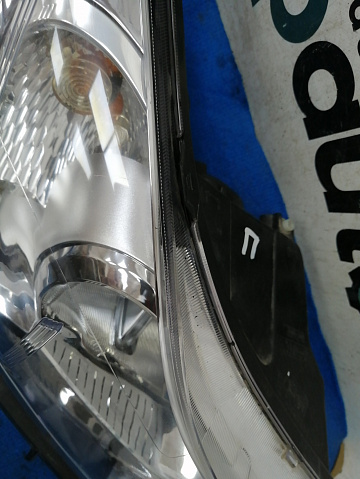 Фотография детали AA029230; Фара галоген правая, светлый отражатель (95929536) для Chevrolet Cruze/БУ; Оригинал; Р1, Мелкий дефект; . Фото номер 4