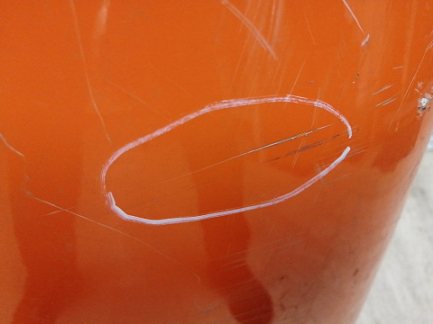 Фотография детали BA000286; Крыло переднее левое (2K0821021) для Volkswagen Caddy III (2004-2010)/БУ; Оригинал; Р2, Удовлетворительное; . Фото номер 5