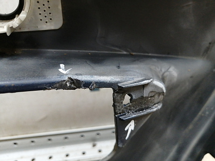 AA045426; Бампер передний, AMG; под паркт.; под омыват. (A2048807847) для Mercedes-Benz C-klasse III рест. (W204) (2011-2015)/БУ; Оригинал; Р1, Мелкий дефект; 