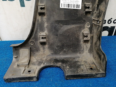 Фотография детали AA037654; Накладка на крыло задняя правая (87726-4H000) для Hyundai Grand Starex I (2007-2015)/БУ; Оригинал; Р1, Мелкий дефект; . Фото номер 5