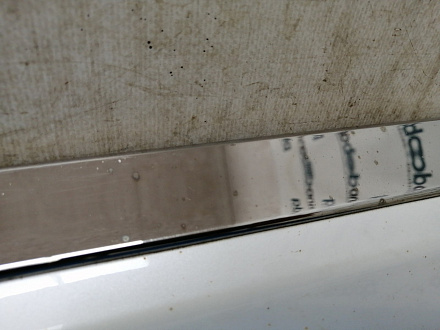 AA032065; Накладка на дверь передняя левая, молдинг (75072-33090) для Lexus ES V рест. (2009- 2012)/БУ; Оригинал; Р1, Мелкий дефект; 