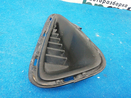 AA021913; Заглушка переднего бампера левая (52128-33180) для Toyota Camry/БУ; Оригинал; Р1, Мелкий дефект; 