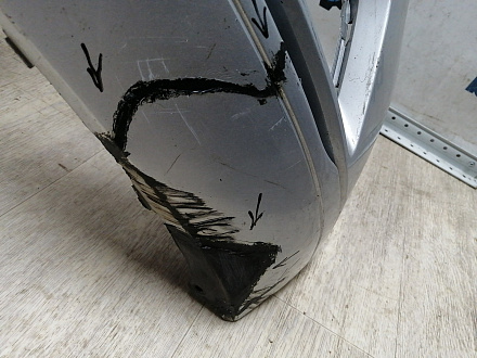 AA045823; Бампер передний; под паркт.; под омыват. (3G0807221) для Volkswagen Passat/БУ; Оригинал; Р2, Удовлетворительное; 