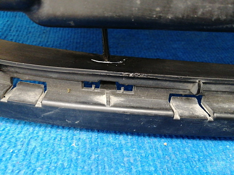 Фотография детали AA038912; Решетка переднего бампера (9686571877) для Peugeot 508 (2011-2014)/БУ; Оригинал; Р2, Удовлетворительное; . Фото номер 12