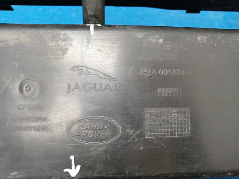 Фотография детали AA035088; Дефлектор радиатора, направляющая возд. потока (JPLA-001A04-A) для Land Rover Range Rover IV рест. L405 (2017- 2022)/БУ; Оригинал; Р2, Удовлетворительное; . Фото номер 14