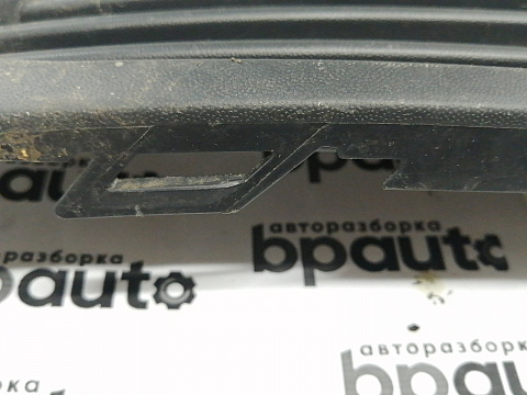 Фотография детали AA045556; Заглушка ПТФ правая (6RU 853 666 C) для Volkswagen Polo V Sedan (2010-2014)/БУ; Оригинал; Р1, Мелкий дефект; . Фото номер 5